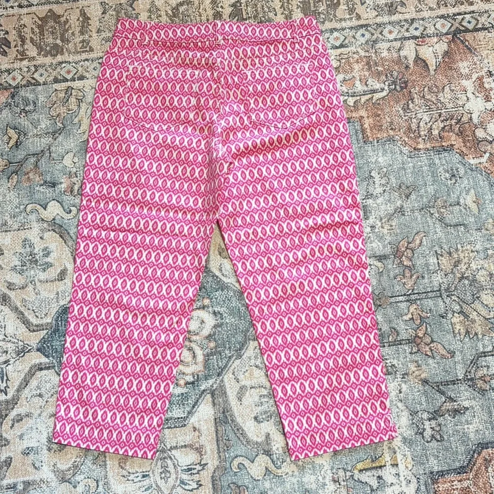 Madison Pink Patterned Capris - Picture 3 of 4